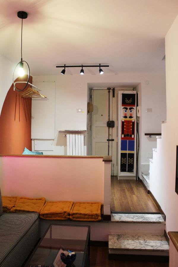 L' Altobasso Apt - Atypical Neapolitan House Bagian luar foto